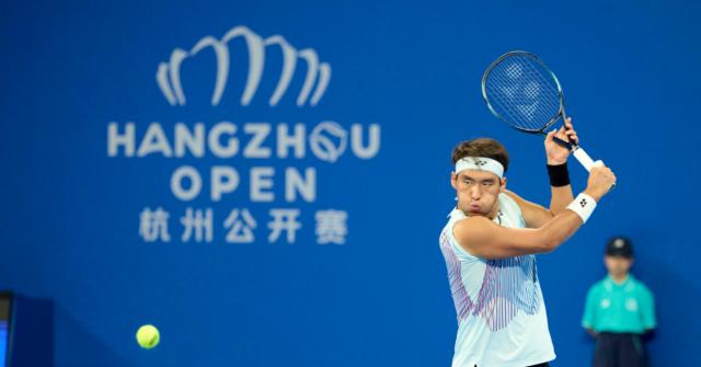 开云官网-三位中国男选手同进四强 杭州成都迎来本土冠军？