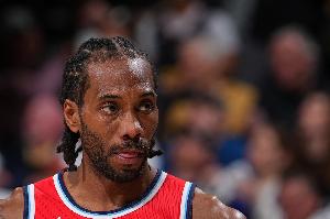 开云在线-名记：整个联盟都对小卡事件很愤怒 要求NBA深入调查&amp;严惩不贷