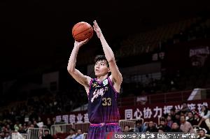 开云体育-探长：有点心疼吴前&amp;他也是老将了 但目前丝毫看不到夺冠的希望