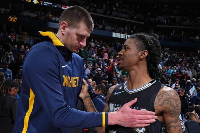 开云-西部巅峰之战一边倒 灰熊展现季后赛强度狂胜掘金